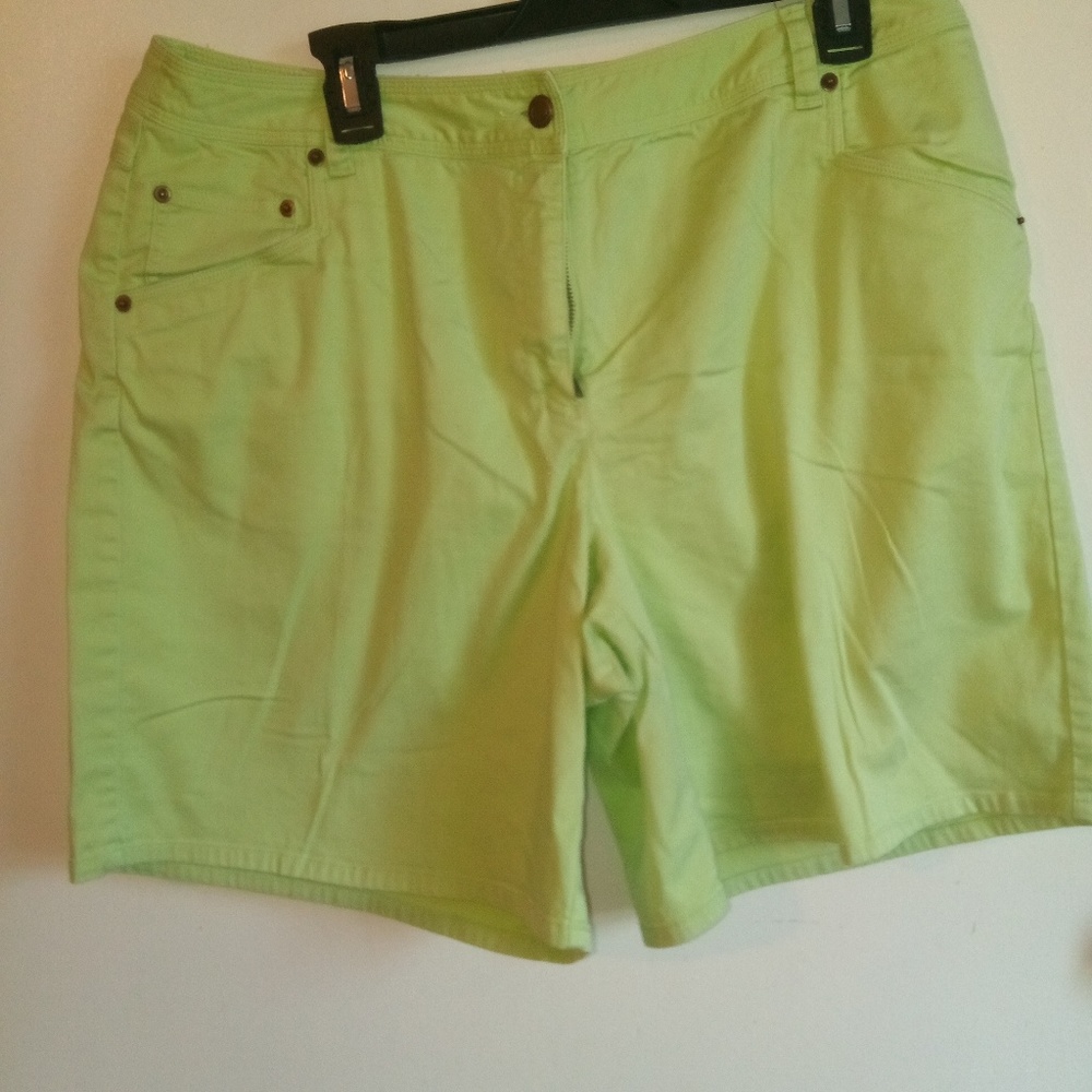 Talbot's lime green women's shorts size 14